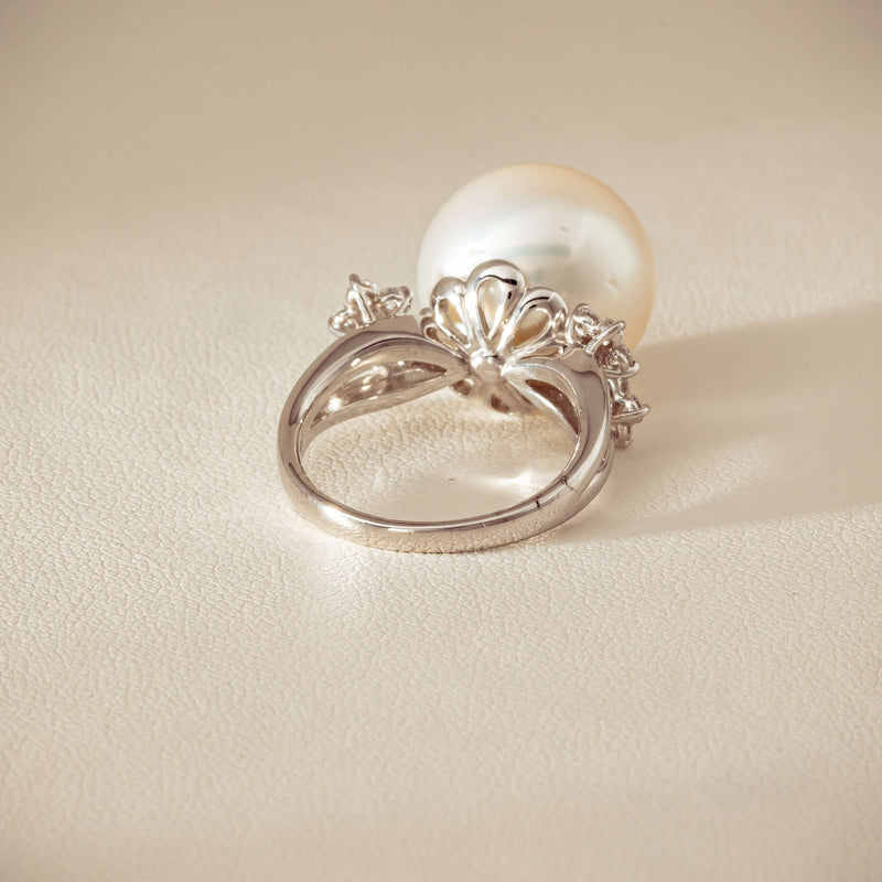 Deja Vu Platinum 15.1mm South Sea Pearl & Diamond Ring - Ring - Walker & Hall