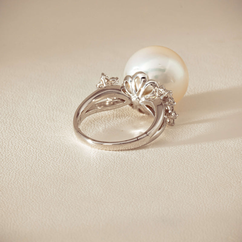 Deja Vu Platinum 15.1mm South Sea Pearl & Diamond Ring - Ring - Walker & Hall