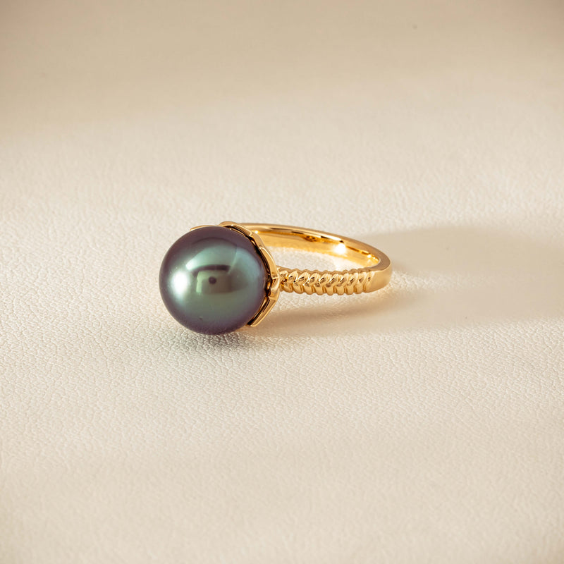 18ct Yellow Gold 10.9mm Black Pearl Selene Ring - Ring - Walker & Hall