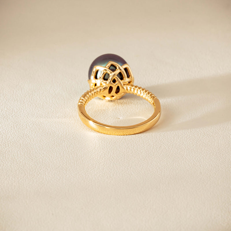 18ct Yellow Gold 10.9mm Black Pearl Selene Ring - Ring - Walker & Hall