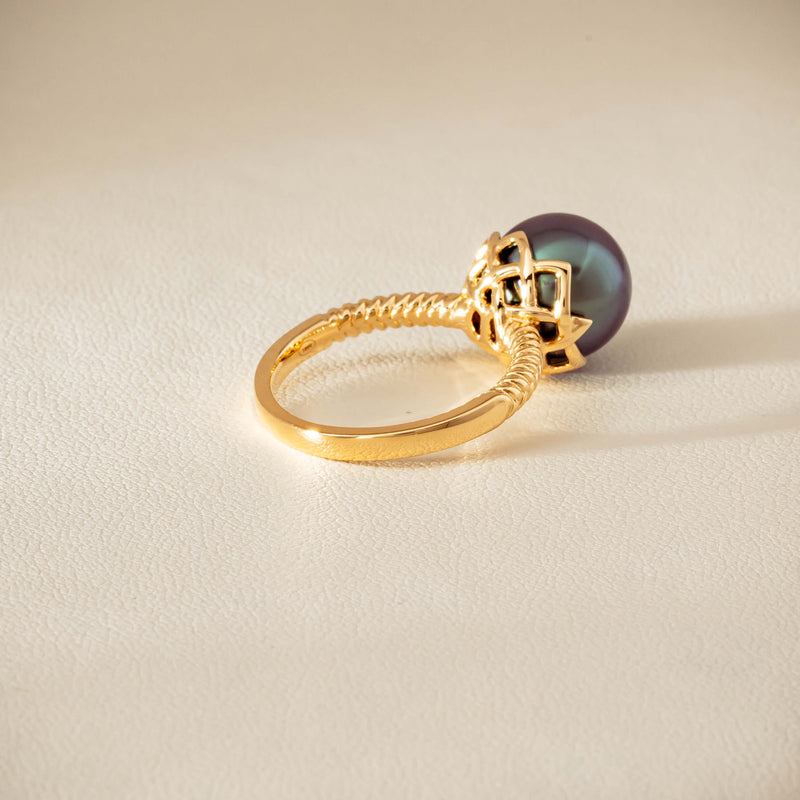 18ct Yellow Gold 10.9mm Black Pearl Selene Ring - Ring - Walker & Hall