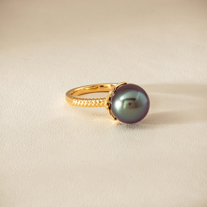 18ct Yellow Gold 10.9mm Black Pearl Selene Ring - Ring - Walker & Hall