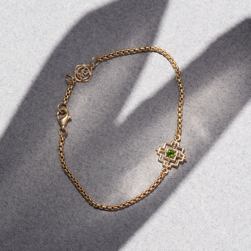 Zoe & Morgan Centred Bracelet - Gold Vermeil & Chrome Diopside-Bracelet-Walker & Hall