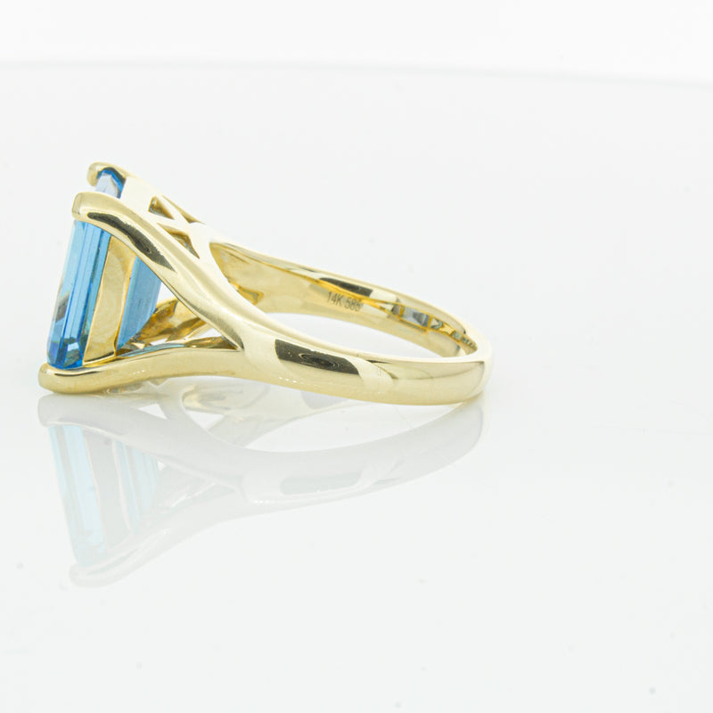 14ct Yellow Gold Blue Topaz Verona Ring-Ring-Walker & Hall