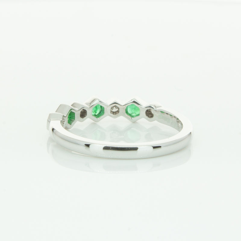18ct White Gold Emerald & Diamond Deco Band-Ring-Walker & Hall