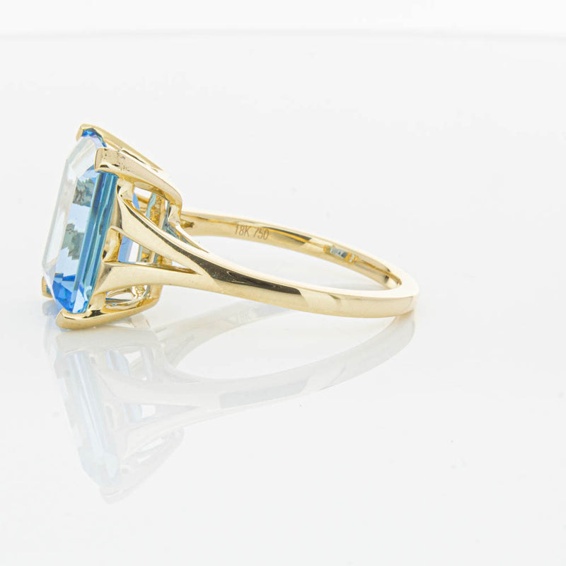 14ct Yellow Gold Blue Topaz Juliet Ring-Ring-Walker & Hall