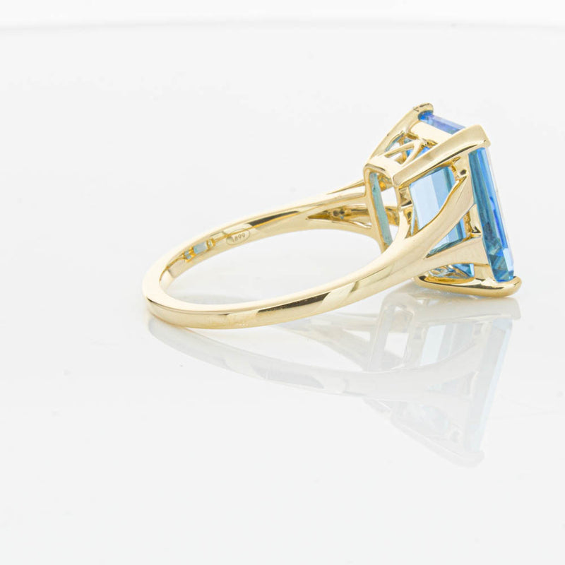14ct Yellow Gold Blue Topaz Juliet Ring-Ring-Walker & Hall