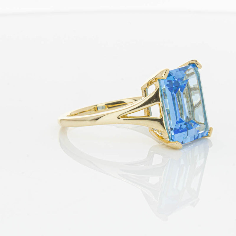 14ct Yellow Gold Blue Topaz Juliet Ring-Ring-Walker & Hall