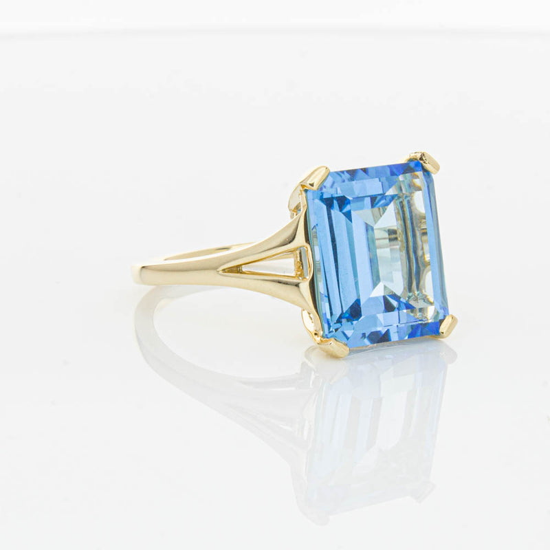 14ct Yellow Gold Blue Topaz Juliet Ring-Ring-Walker & Hall