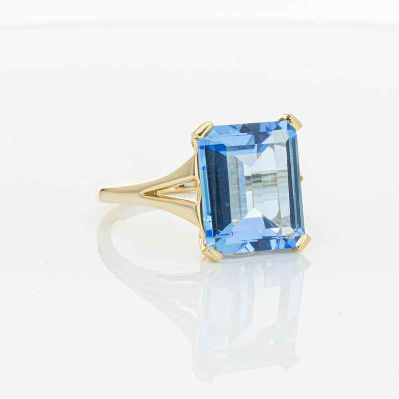 14ct Yellow Gold Blue Topaz Juliet Ring-Ring-Walker & Hall