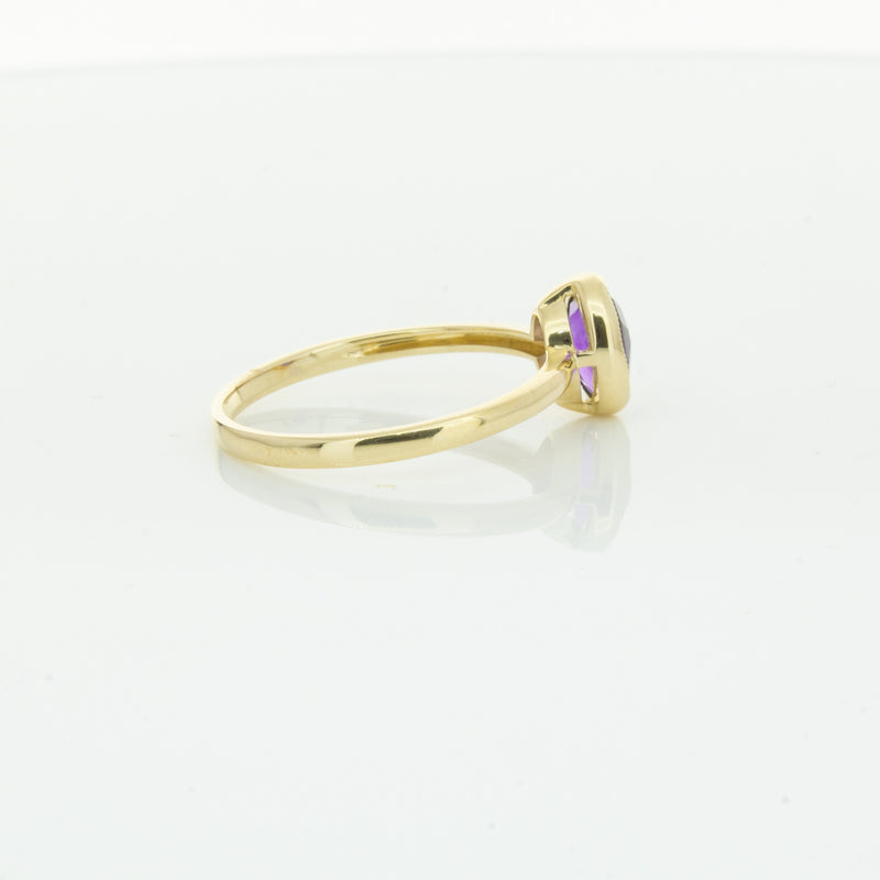 9ct Yellow Gold Amethyst Lavender Ring-Ring-Walker & Hall
