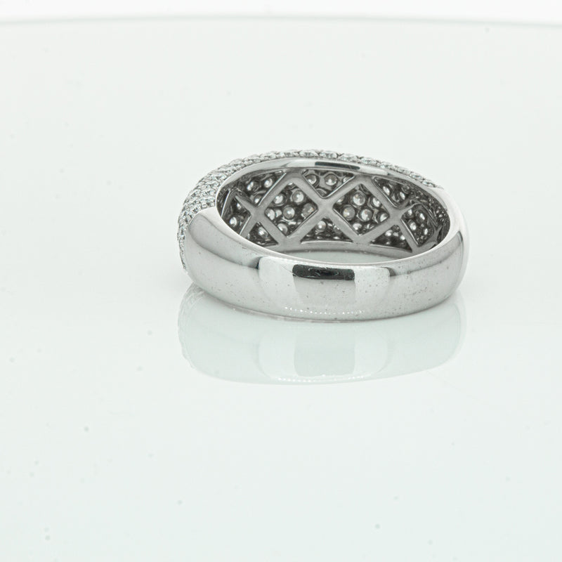 18ct White Gold 1.89ct Diamond Band-Ring-Walker & Hall