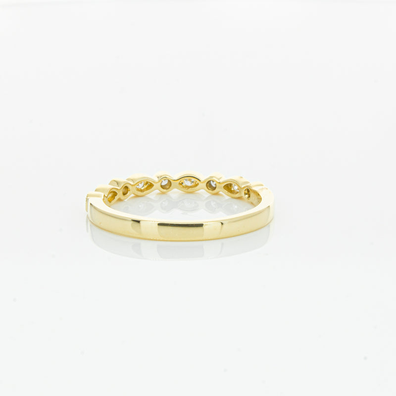 18ct Yellow Gold Diamond Aura Ring-Ring-Walker & Hall