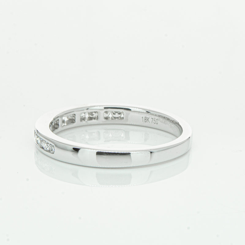 18ct White Gold .28ct Diamond Avalon Band-Ring-Walker & Hall