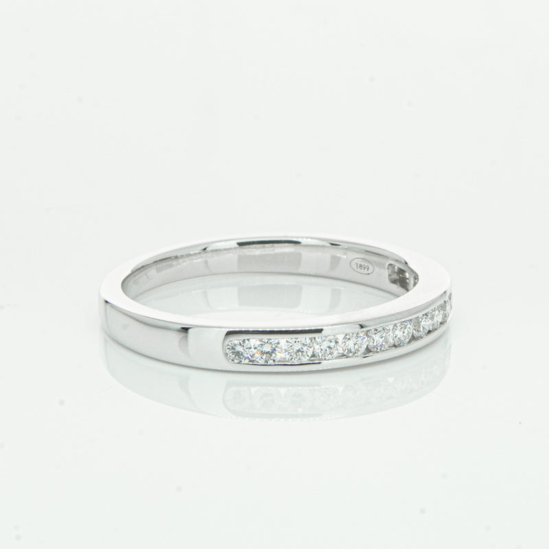 18ct White Gold .28ct Diamond Avalon Band-Ring-Walker & Hall