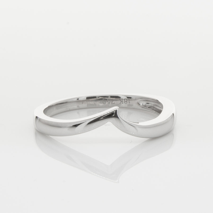 18ct White Gold Fitted Solstice Band - Walker & Hall