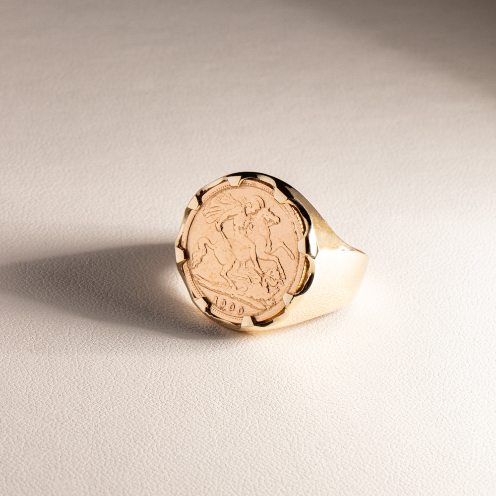 9ct Yellow Gold Half Sovereign Claw Set Ring