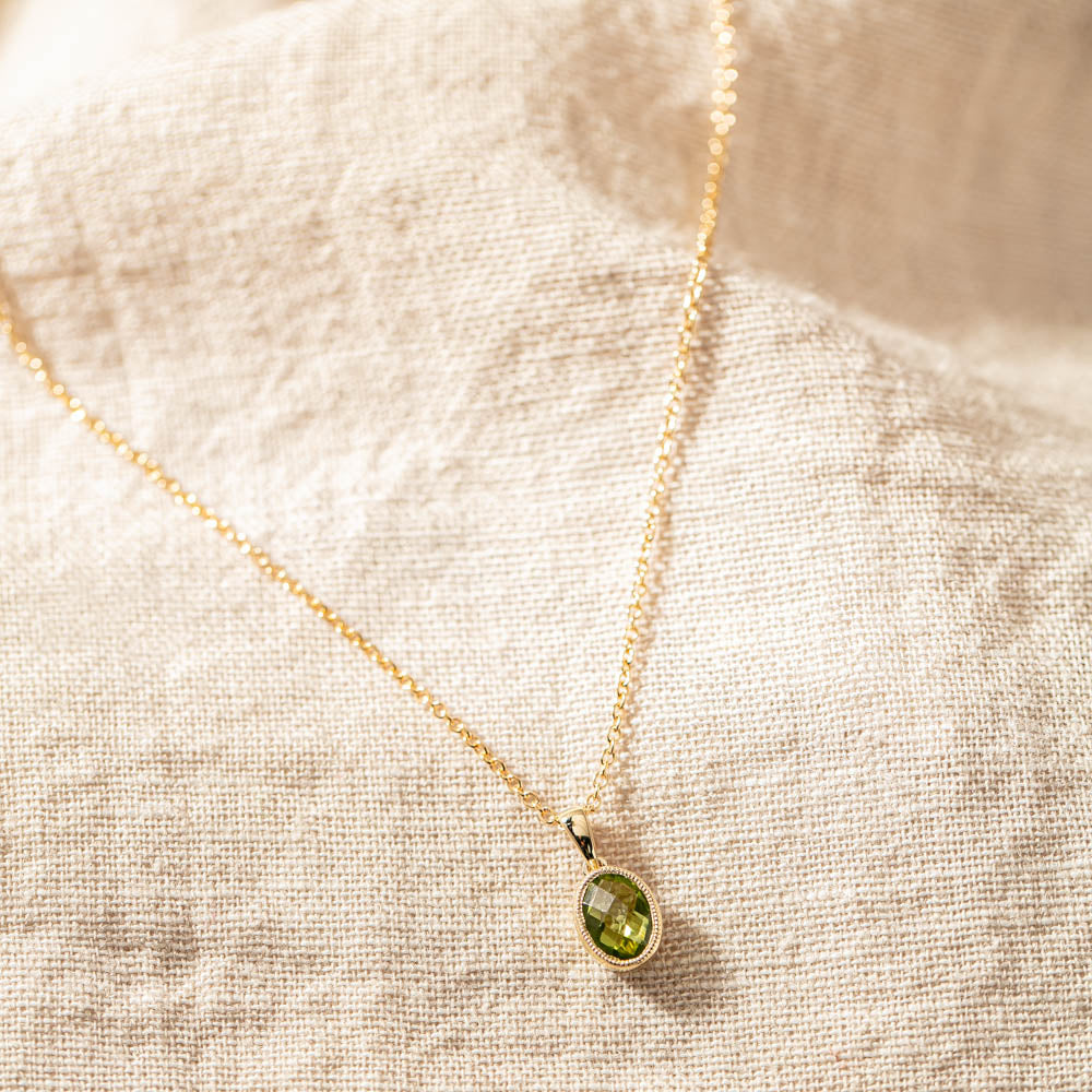 Peridot deals necklace gold